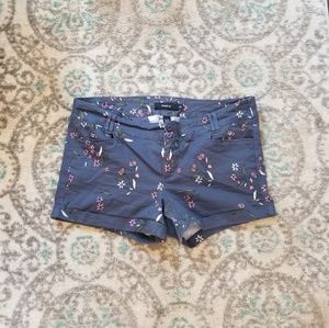 Torrid floral print shorts